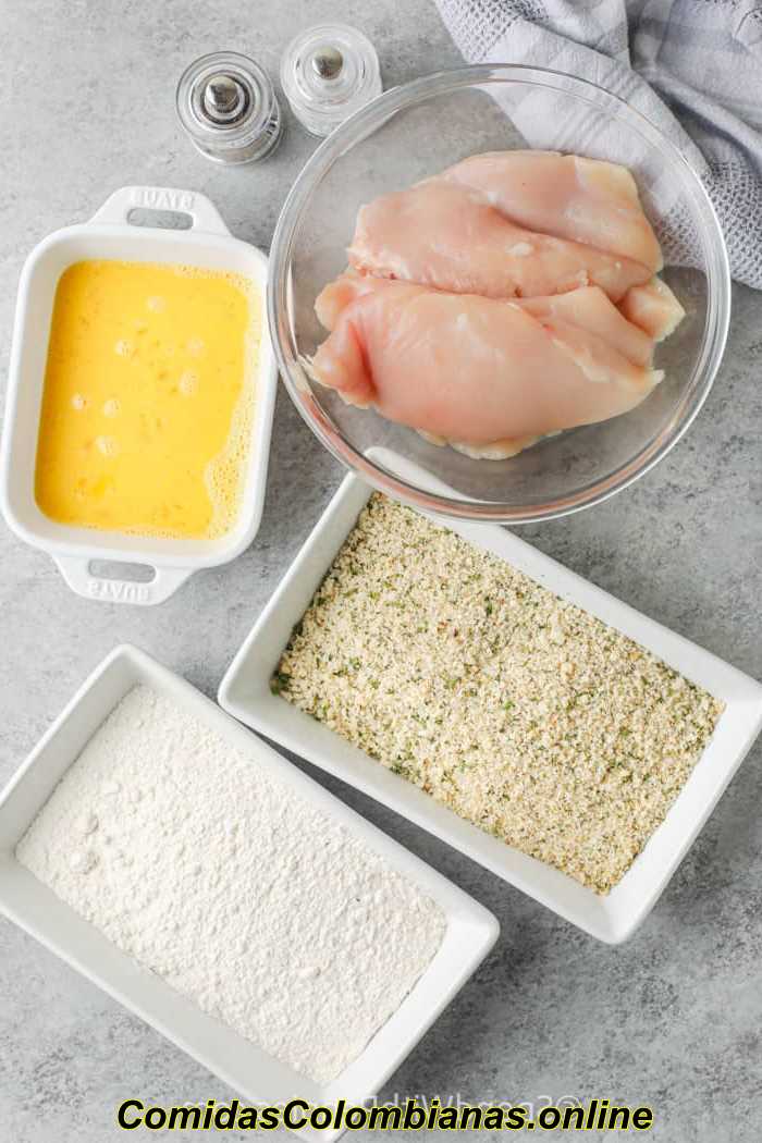 ingredientes para hacer pollo al horno empanizado