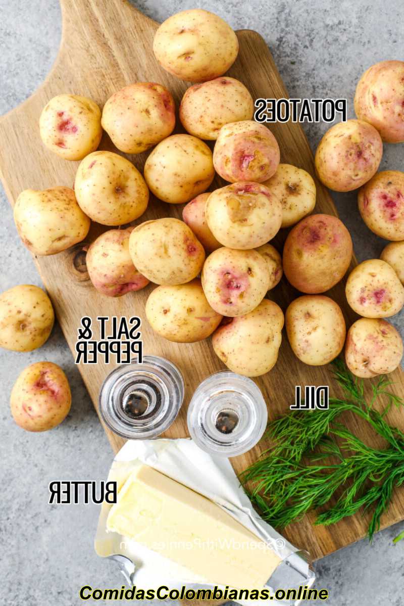 patatas eneldo mantequilla sal y pimienta para hacer ajo eneldo patatas nuevas con etiquetas