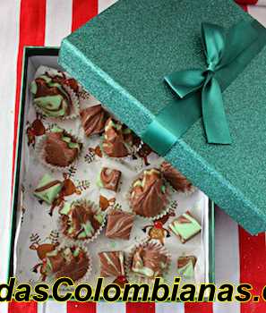 fudge de chocolate com menta em uma caixa de presente
