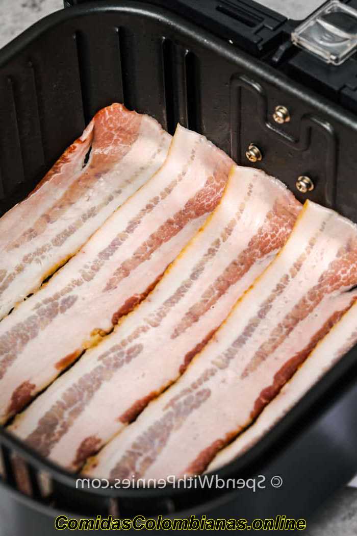 Air Fryer Bacon antes de cocinar